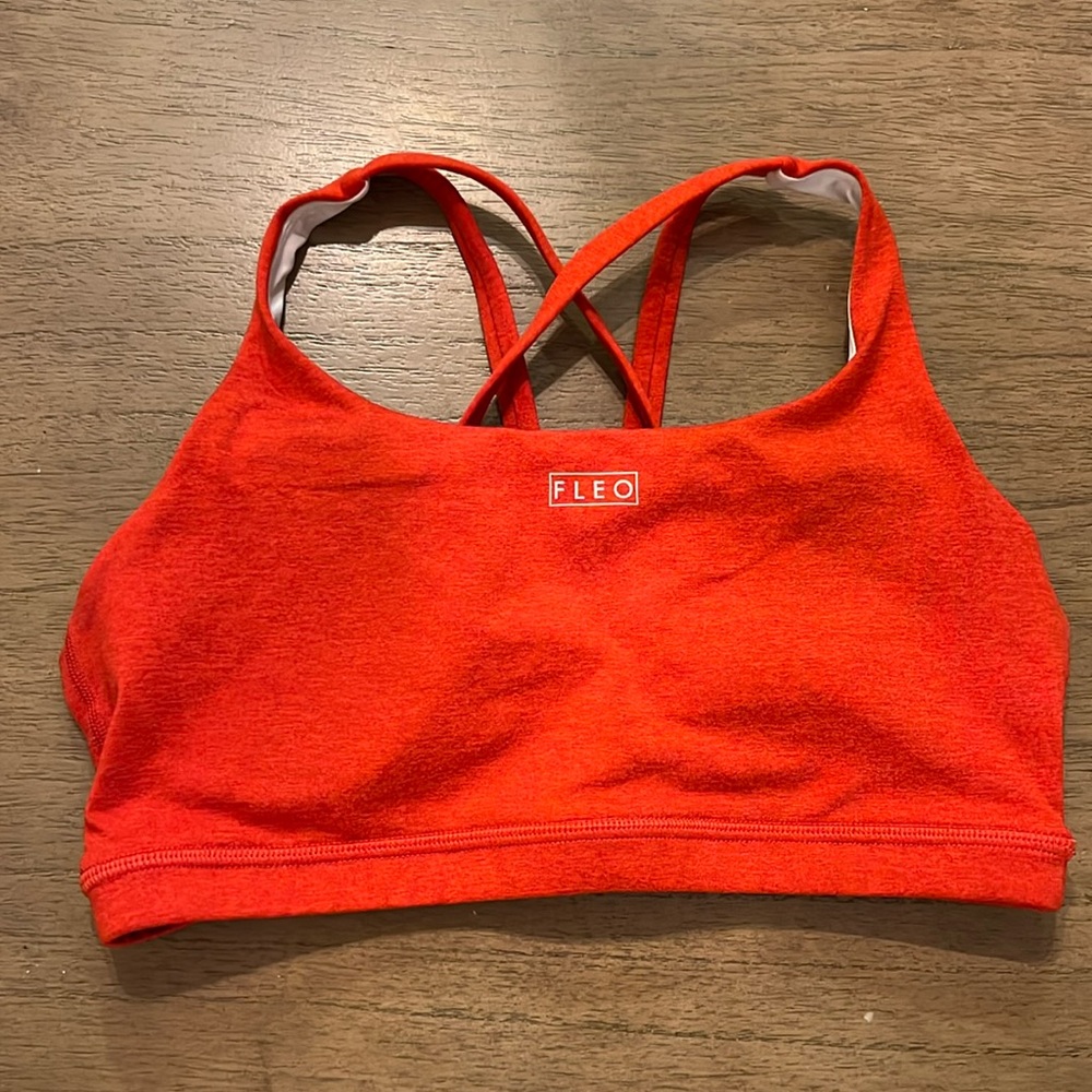 Fleo Isla Sports Bra Medium, Red
